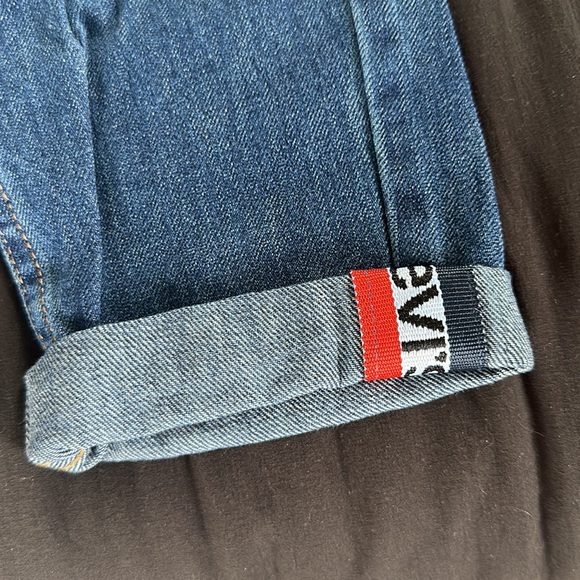Levi’s Regular Taper Jeans - Picture 3 of 4